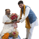 आर्यन देव उनियाल द्वारा श्रीश्री रविशंकर से भेंट कर मसूरी के हित में किया आग्रह