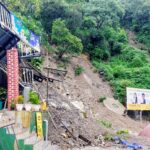 आपदा में तलाशे अवसर हुए धराशाई